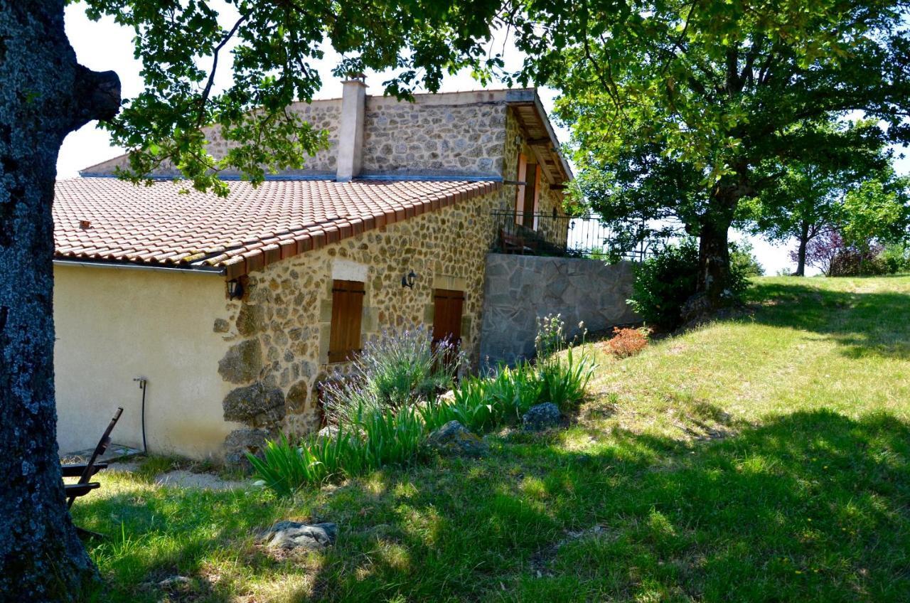 Gites Le Chene & Le Tilleul Saint-Romain-de-Lerps Habitación foto